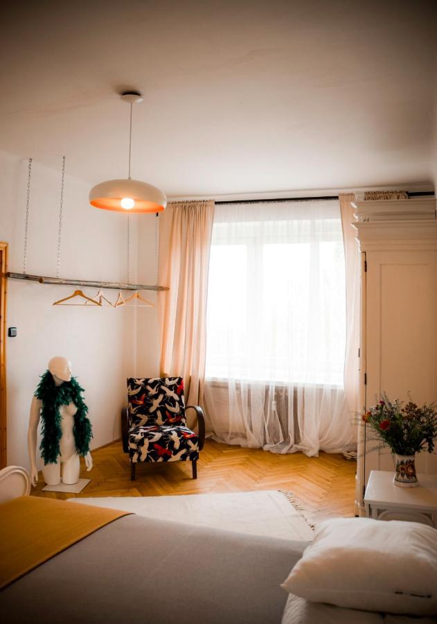 Kiki & Luky Family Apartment By Prague Castle Екстериор снимка